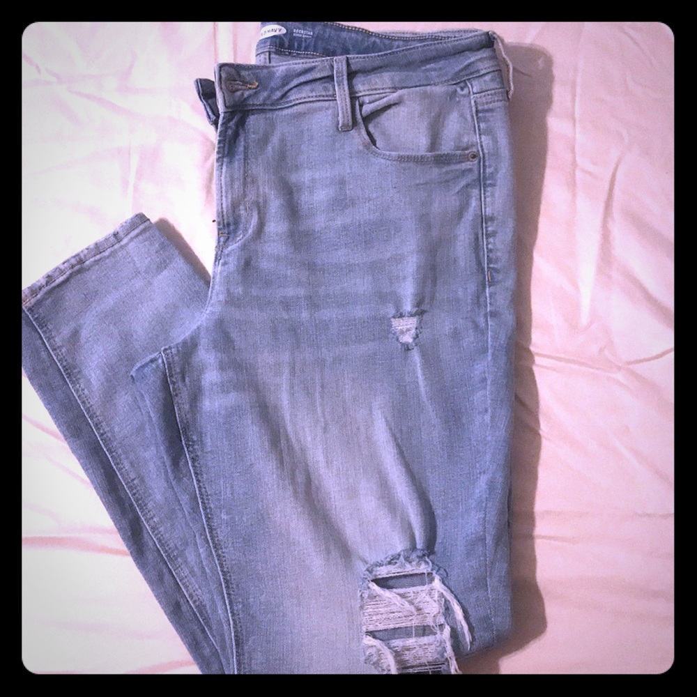 Old Navy rockstar super skinny jeans